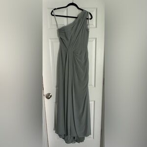 Monique Lhuillier Bridesmaids size 4 one shoulder gown